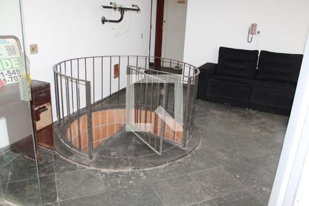 Casa à venda com 315m², 3 quartos e 3 vagasEntrada da Adega