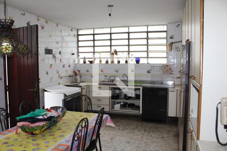 Casa à venda com 315m², 3 quartos e 3 vagasCozinha