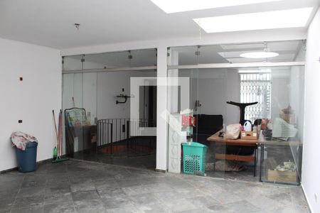 Casa à venda com 315m², 3 quartos e 3 vagasGaragem