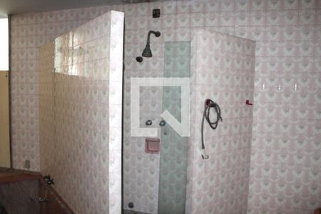 Casa à venda com 315m², 3 quartos e 3 vagasBanheiro da Suíte