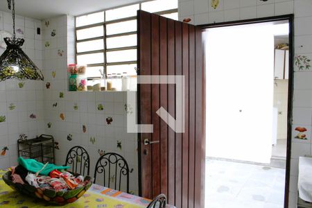 Casa à venda com 315m², 3 quartos e 3 vagasCozinha