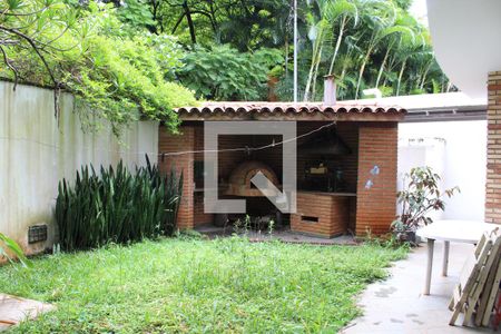 Casa à venda com 315m², 3 quartos e 3 vagasChurrasqueira
