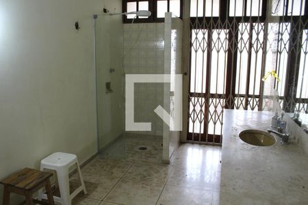 Casa à venda com 315m², 3 quartos e 3 vagasBanheiro