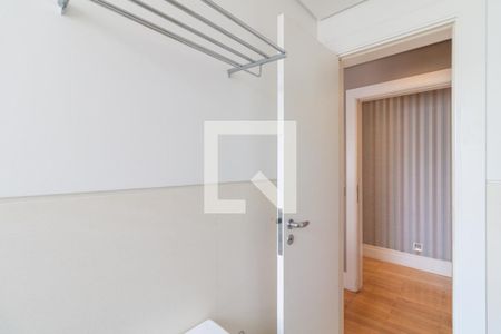 Apartamento à venda com 299m², 4 quartos e 5 vagas Apartamento à venda com 299m², 4 quartos e 5 vagasBanheiro da Suíte 4