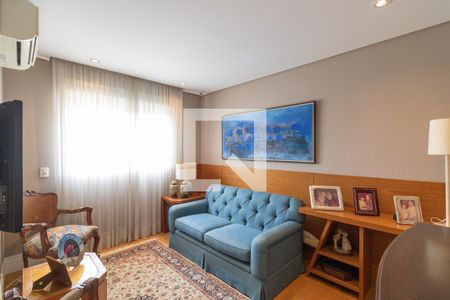 Apartamento à venda com 299m², 4 quartos e 5 vagas Apartamento à venda com 299m², 4 quartos e 5 vagasQuarto 4 - Suíte