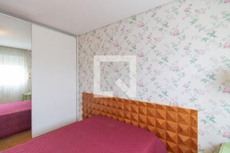 Apartamento à venda com 299m², 4 quartos e 5 vagas Apartamento à venda com 299m², 4 quartos e 5 vagasQuarto 2 - Suíte