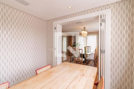 Apartamento à venda com 299m², 4 quartos e 5 vagas Apartamento à venda com 299m², 4 quartos e 5 vagasCopa