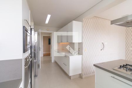 Apartamento à venda com 299m², 4 quartos e 5 vagas Apartamento à venda com 299m², 4 quartos e 5 vagasCozinha