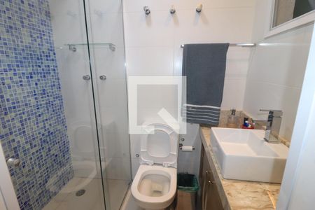 Casa à venda com 1000m², 6 quartos e 6 vagasBanheiro da Suíte 6