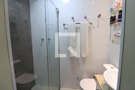 Casa à venda com 1000m², 6 quartos e 6 vagasBanheiro da Suíte 2