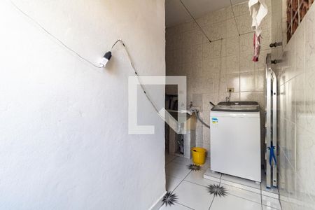 Casa à venda com 270m², 3 quartos e 2 vagas Casa à venda com 270m², 3 quartos e 2 vagasLavanderia