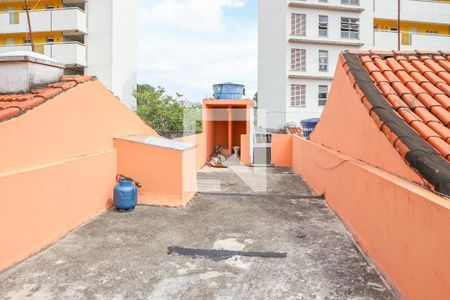 Casa à venda com 150m², 2 quartos e 2 vagas Casa à venda com 150m², 2 quartos e 2 vagasÁrea Externa