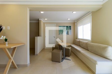 Apartamento à venda com 28m², 1 quarto e sem vaga Apartamento à venda com 28m², 1 quarto e sem vagaÁrea comum-Salão de Festas