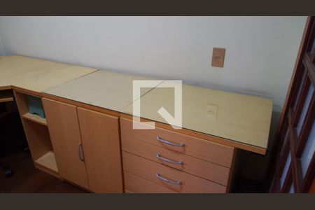 Apartamento à venda com 250m², 4 quartos e 3 vagasEscritório