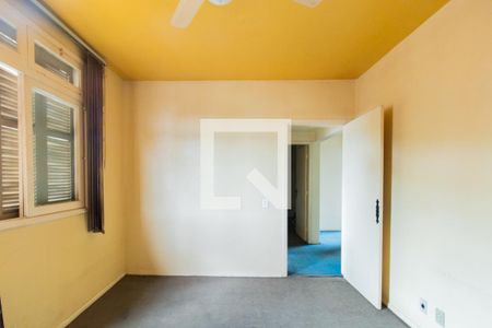 Casa à venda com 240m², 4 quartos e 5 vagas Casa à venda com 240m², 4 quartos e 5 vagasQuarto 1