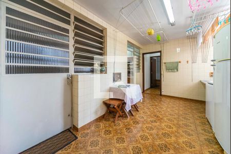 Apartamento à venda com 276m², 5 quartos e 3 vagas Apartamento à venda com 276m², 5 quartos e 3 vagasÁrea de Serviço