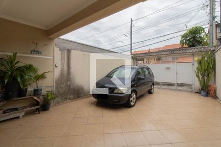 Casa à venda com 190m², 4 quartos e 4 vagas Casa à venda com 190m², 4 quartos e 4 vagasGaragem