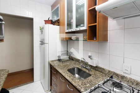 Apartamento à venda com 57m², 2 quartos e 1 vaga Apartamento à venda com 57m², 2 quartos e 1 vagaCozinha