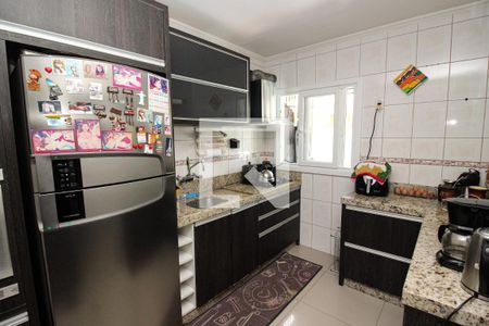 Casa à venda com 200m², 3 quartos e 3 vagas Casa à venda com 200m², 3 quartos e 3 vagasCozinha