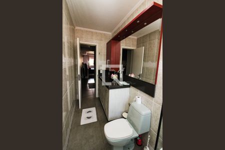 Casa à venda com 200m², 3 quartos e 3 vagas Casa à venda com 200m², 3 quartos e 3 vagasBanheiro da Suíte 1