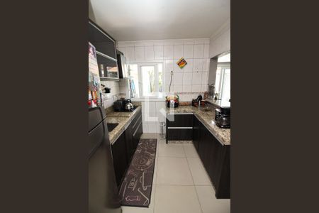 Casa à venda com 200m², 3 quartos e 3 vagas Casa à venda com 200m², 3 quartos e 3 vagasCozinha