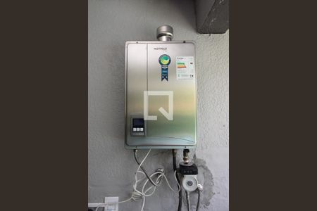 Casa à venda com 200m², 3 quartos e 3 vagas Casa à venda com 200m², 3 quartos e 3 vagasChurrasqueira