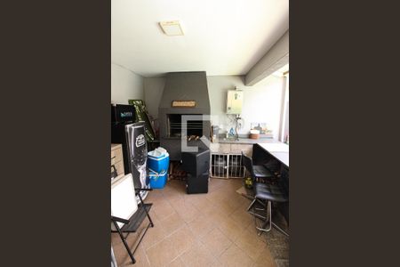 Casa à venda com 200m², 3 quartos e 3 vagas Casa à venda com 200m², 3 quartos e 3 vagasÁrea de Serviço