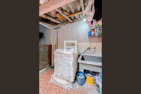 Casa à venda com 88m², 2 quartos e 1 vagaÁrea externa