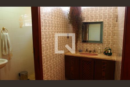 Casa à venda com 170m², 2 quartos e 4 vagasBanheiro/Lavabo