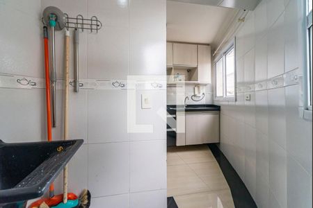 Apartamento à venda com 66m², 3 quartos e 1 vagaÁrea de Serviço
