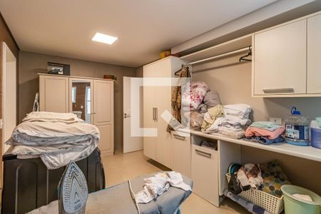 Casa de condomínio à venda com 732m², 4 quartos e 3 vagasÁrea de Serviço