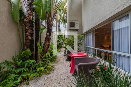 Casa de condomínio à venda com 732m², 4 quartos e 3 vagasÁrea Externa