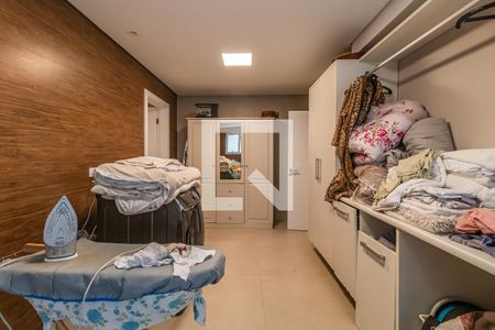 Casa de condomínio à venda com 732m², 4 quartos e 3 vagasÁrea de Serviço