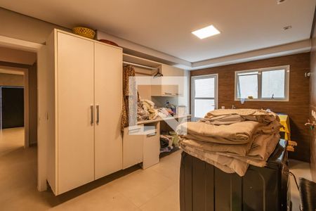 Casa de condomínio à venda com 732m², 4 quartos e 3 vagasÁrea de Serviço