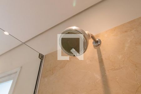 Casa de condomínio à venda com 732m², 4 quartos e 3 vagasBanheiro 2 da Suíte 4