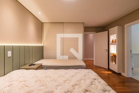 Casa de condomínio à venda com 732m², 4 quartos e 3 vagasSuíte 3