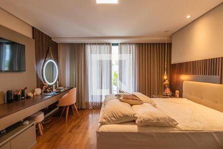 Casa de condomínio à venda com 732m², 4 quartos e 3 vagasSuíte 1