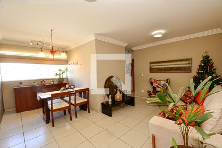 Sala de apartamento à venda com 3 quartos, 175m² em Horto Florestal, Belo Horizonte