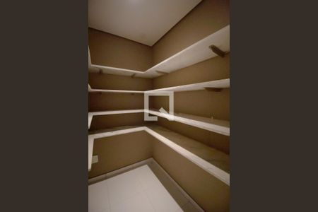 Apartamento à venda com 385m², 6 quartos e 6 vagasDispensa