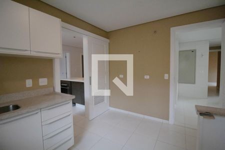 Apartamento à venda com 385m², 6 quartos e 6 vagasCozinha 2