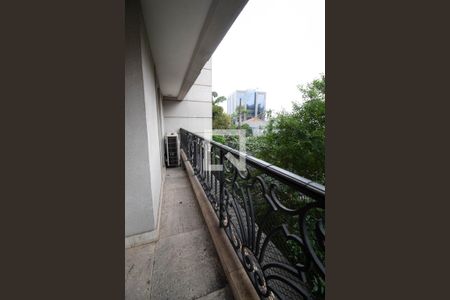 Apartamento à venda com 385m², 6 quartos e 6 vagasVaranda 4