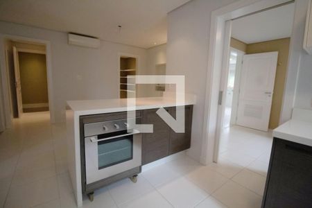 Apartamento à venda com 385m², 6 quartos e 6 vagasCozinha 1