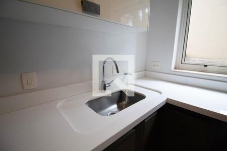 Apartamento à venda com 385m², 6 quartos e 6 vagasCozinha 1