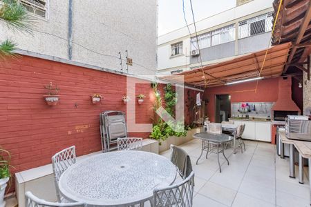 Apartamento à venda com 200m², 3 quartos e 4 vagasVaranda