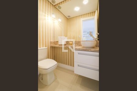 Casa à venda com 216m², 3 quartos e 10 vagas Casa à venda com 216m², 3 quartos e 10 vagasLavabo