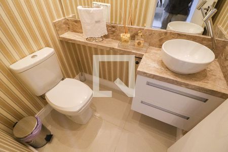 Casa à venda com 216m², 3 quartos e 10 vagas Casa à venda com 216m², 3 quartos e 10 vagasLavabo