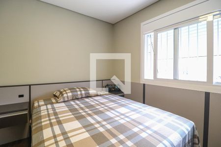 Casa à venda com 216m², 3 quartos e 10 vagas Casa à venda com 216m², 3 quartos e 10 vagasSuíte 2