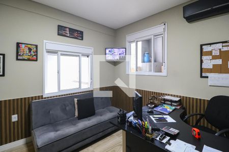 Casa à venda com 216m², 3 quartos e 10 vagas Casa à venda com 216m², 3 quartos e 10 vagasEscritório