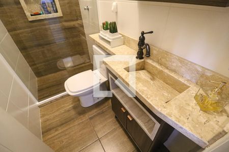 Casa à venda com 216m², 3 quartos e 10 vagas Casa à venda com 216m², 3 quartos e 10 vagasBanheiro do Escritório