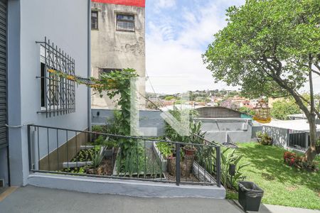 Casa à venda com 216m², 3 quartos e 10 vagas Casa à venda com 216m², 3 quartos e 10 vagasÁrea externa